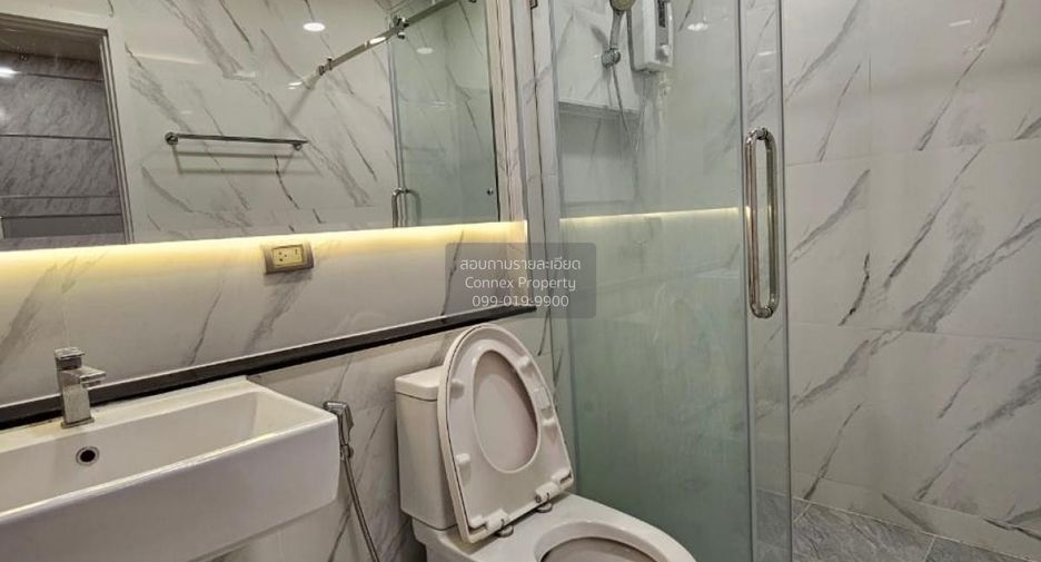 For sale 3 bedrooms townhouse in Bang Phli, Samut Prakan