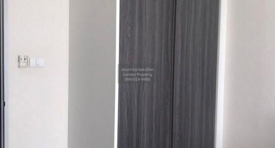 For sale 1 bed condo in Mueang Pathum Thani, Pathum Thani