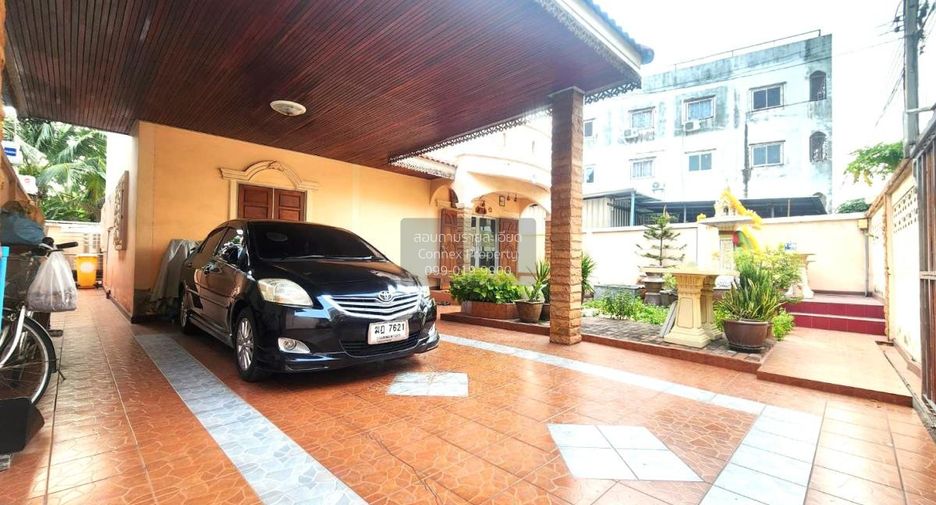 Haus zum Kauf mit 5 Zimmer in Nong Khaem, Bangkok