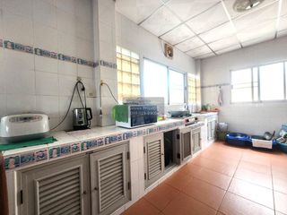 Haus zum Kauf mit 5 Zimmer in Nong Khaem, Bangkok