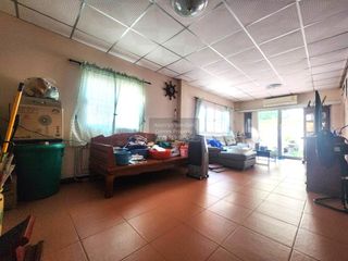 Haus zum Kauf mit 5 Zimmer in Nong Khaem, Bangkok