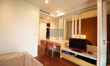 Condo en venta de 2 habitaciones en Khlong Toei, Bangkok