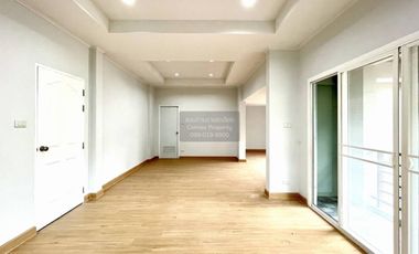Casa en venta de 4 habitaciones en Min Buri, Bangkok