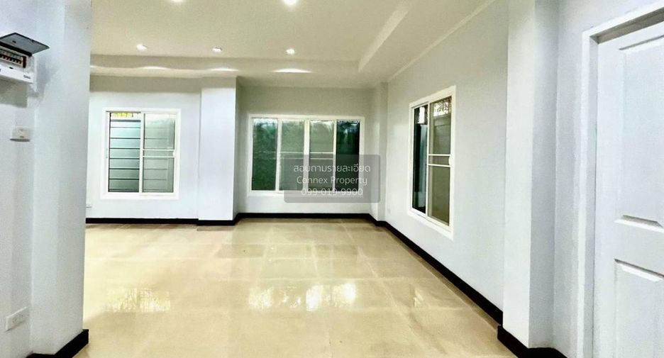 Casa en venta de 4 habitaciones en Min Buri, Bangkok