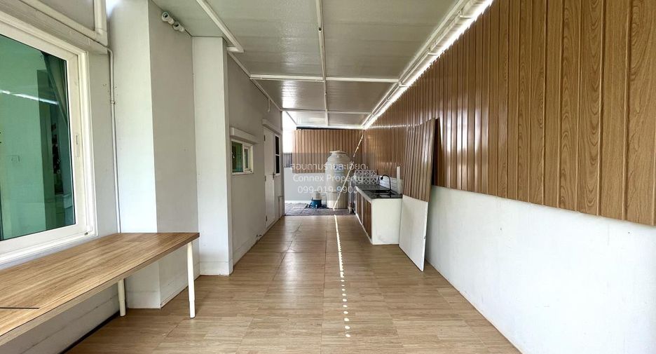 For sale 3 ベッドルーム house in Lat Krabang, Bangkok
