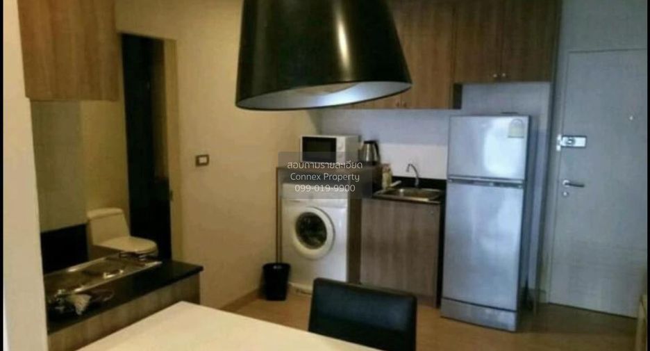 For sale 1 bed condo in Khlong Toei, Bangkok