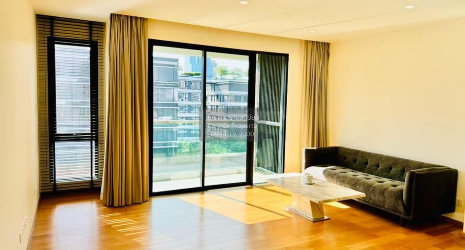 For sale 3 bedrooms condo in Khlong Toei, Bangkok