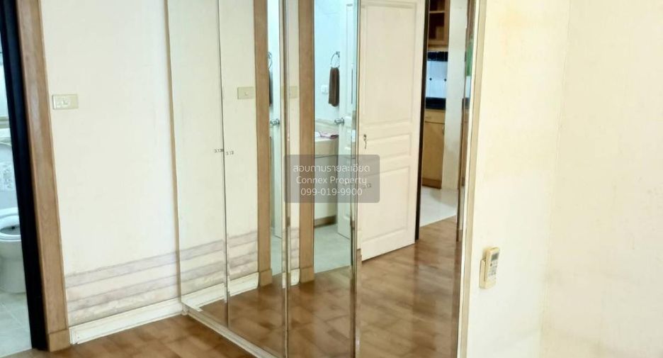For sale 1 bed condo in Sathon, Bangkok