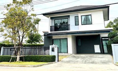 For sale 3 bedrooms house in Bang Bo, Samut Prakan