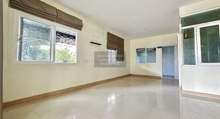 Casa adosada en venta de 4 habitaciones en Saphan Sung, Bangkok