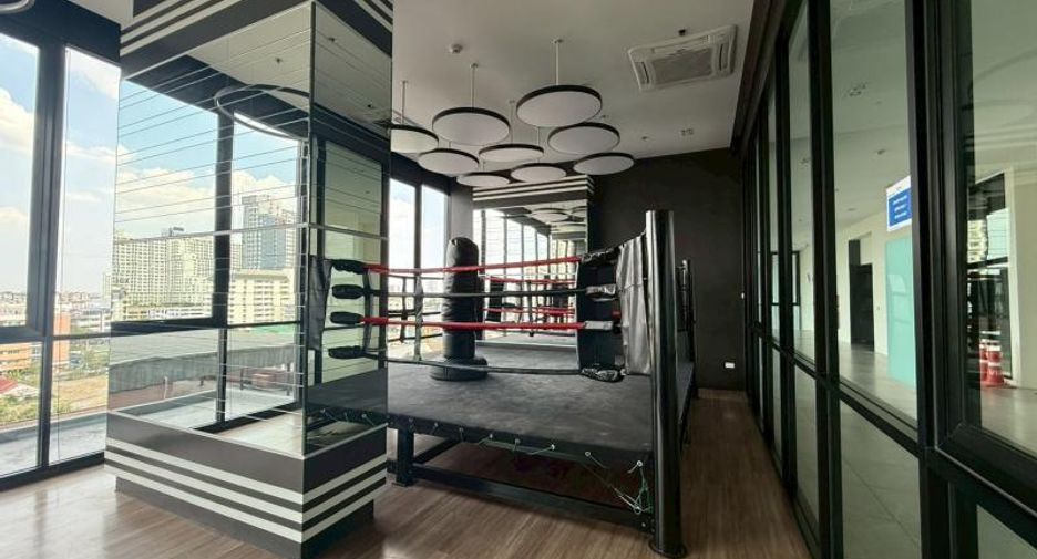 For sale 1 bed condo in Bang Kapi, Bangkok