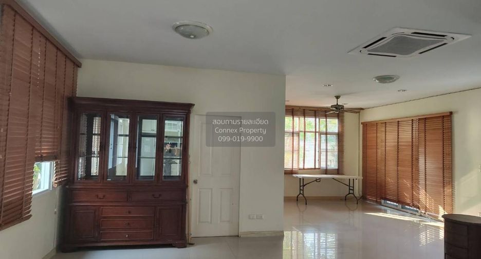 For sale 5 bedrooms house in Mueang Nonthaburi, Nonthaburi