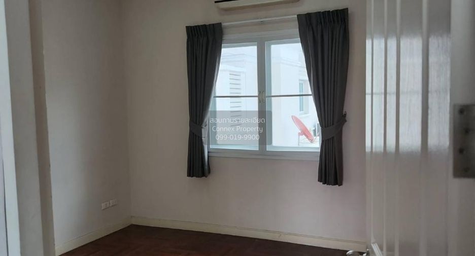 For sale 5 bedrooms house in Mueang Nonthaburi, Nonthaburi