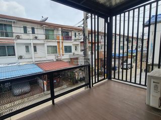 出售 4 卧室 联排别墅 在 Thung Khru, 曼谷