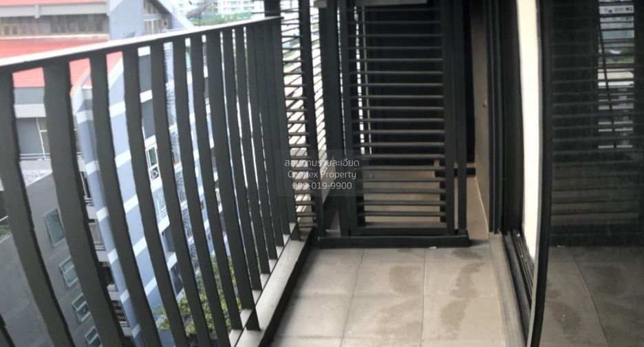 For sale 1 bed condo in Khlong Toei, Bangkok