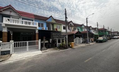 For sale 2 bedrooms townhouse in Sai Noi, Nonthaburi