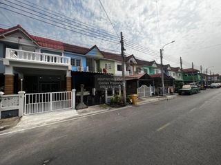 For sale 2 bedrooms townhouse in Sai Noi, Nonthaburi