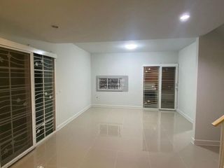 For sale 4 bedrooms house in Sai Noi, Nonthaburi