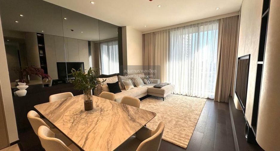For sale 3 bedrooms condo in Khlong Toei, Bangkok