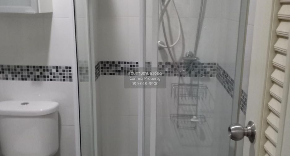 For sale 2 bedrooms condo in Mueang Samut Prakan, Samut Prakan