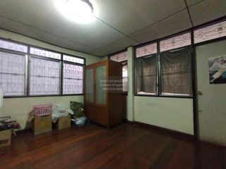 À vendre 8 chambres maison à Wang Thonglang, Bangkok