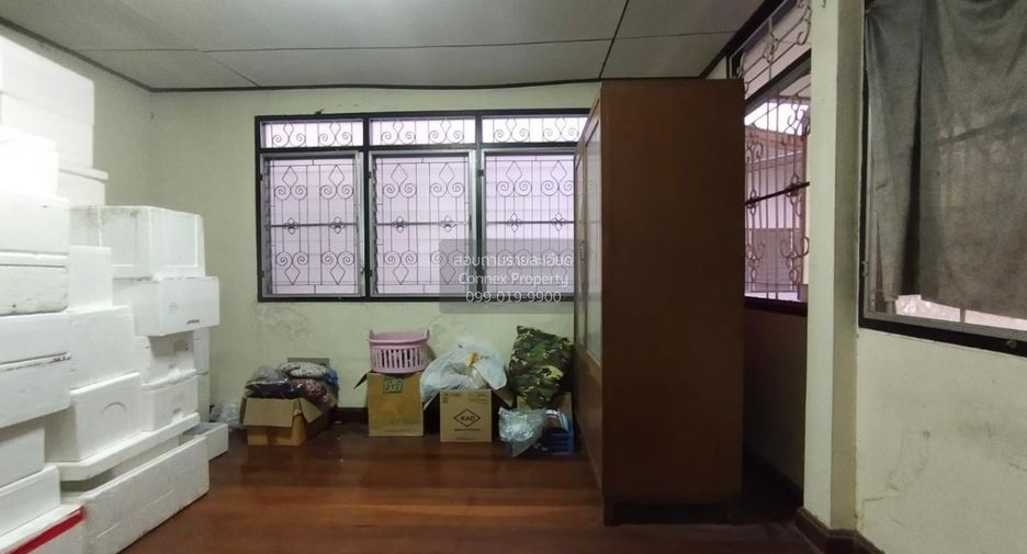 À vendre 8 chambres maison à Wang Thonglang, Bangkok
