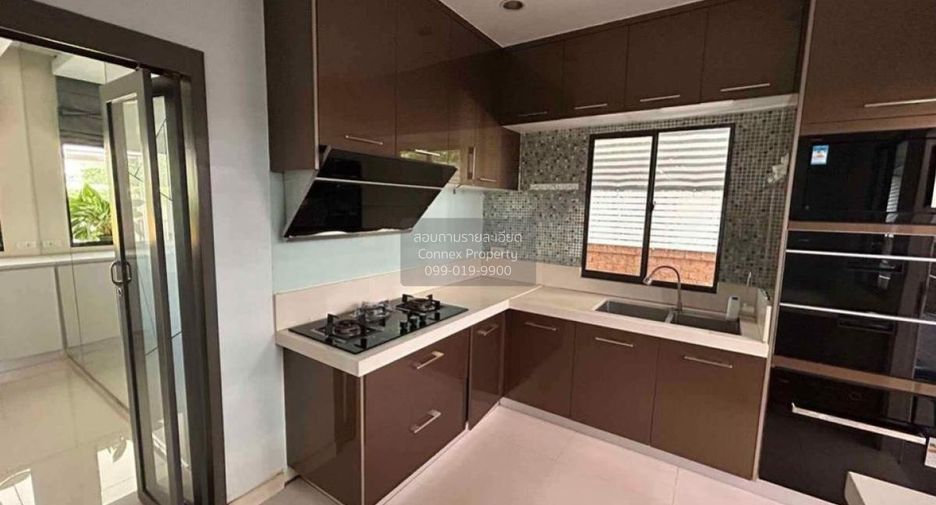 Casa en venta de 4 habitaciones en Suan Luang, Bangkok