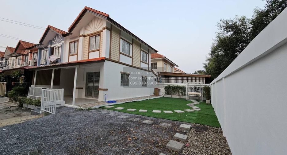 For sale 3 bedrooms townhouse in Phra Samut Chedi, Samut Prakan