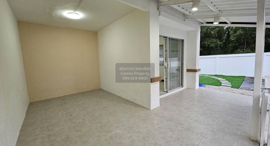 For sale 3 bedrooms townhouse in Phra Samut Chedi, Samut Prakan