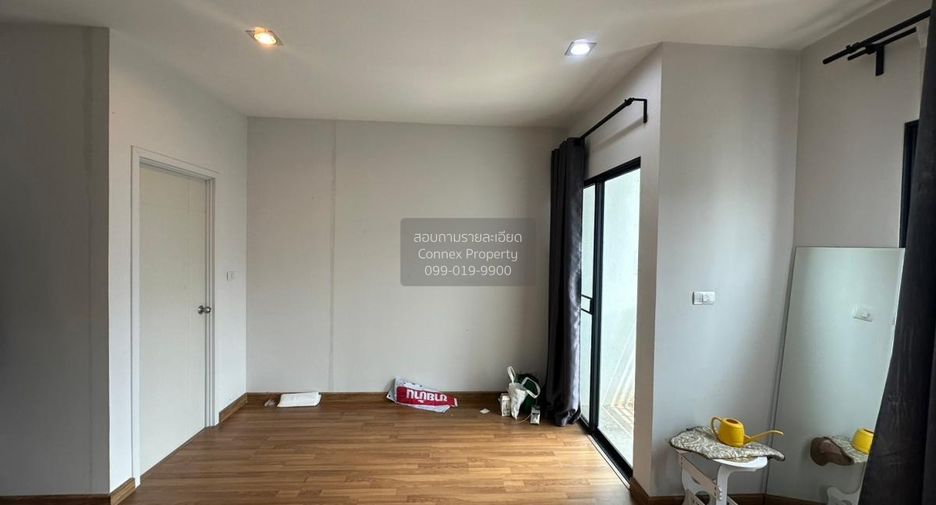 For sale 3 bedrooms townhouse in Lam Luk Ka, Pathum Thani