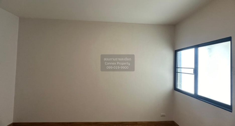 For sale 3 bedrooms townhouse in Lam Luk Ka, Pathum Thani
