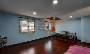 ขาย 5 ห้องนอน ทาวน์เฮ้าส์ ใน สวนหลวง, กรุงเทพฯ