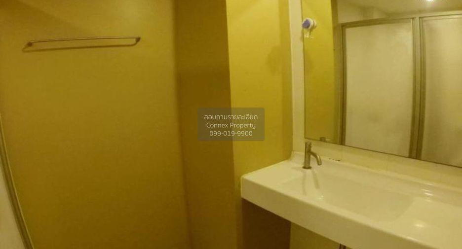 For sale 2 bedrooms condo in Bang Kapi, Bangkok