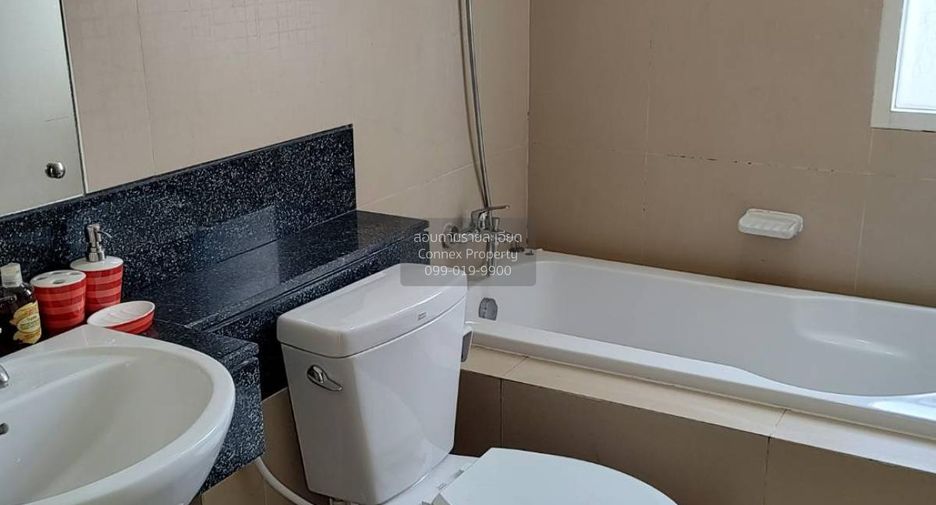 For sale 2 ベッドルーム condo in Watthana, Bangkok