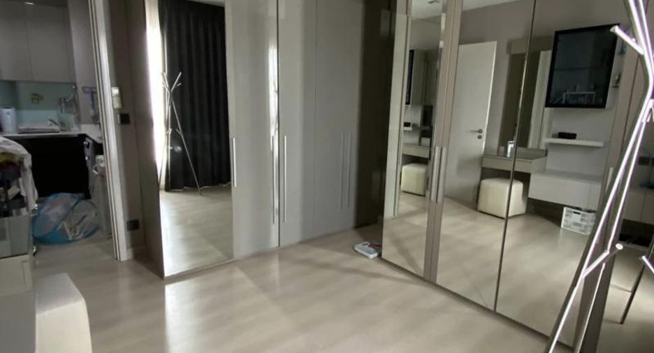 For sale 2 bedrooms condo in Phaya Thai, Bangkok