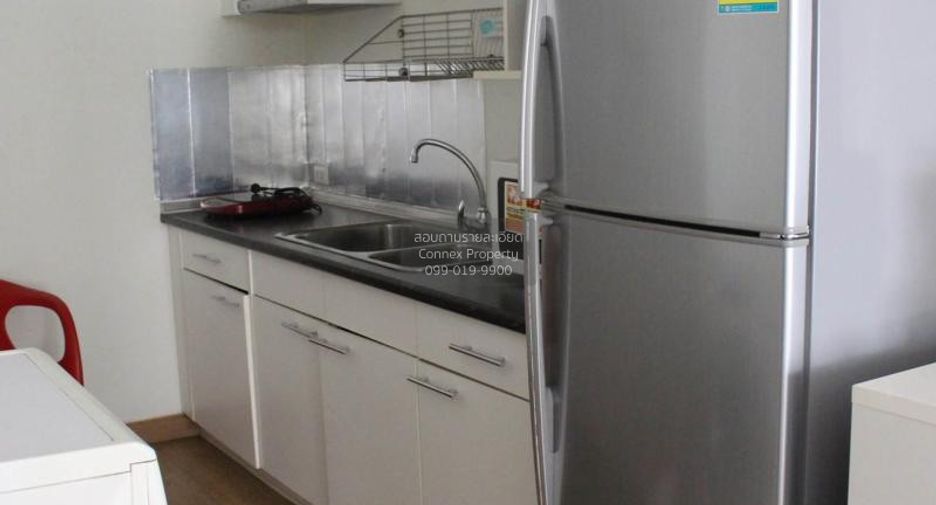 For sale 2 bedrooms condo in Khlong Toei, Bangkok