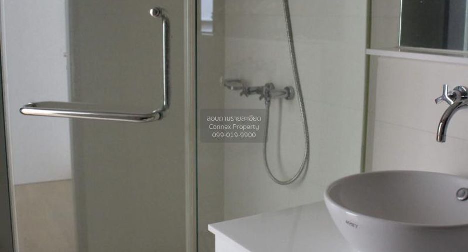 For sale 2 bedrooms condo in Khlong Toei, Bangkok