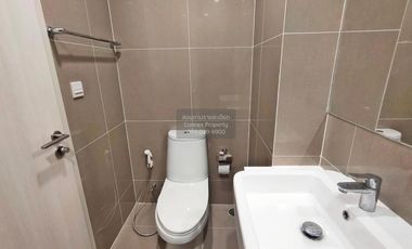 For sale 2 bedrooms condo in Huai Khwang, Bangkok