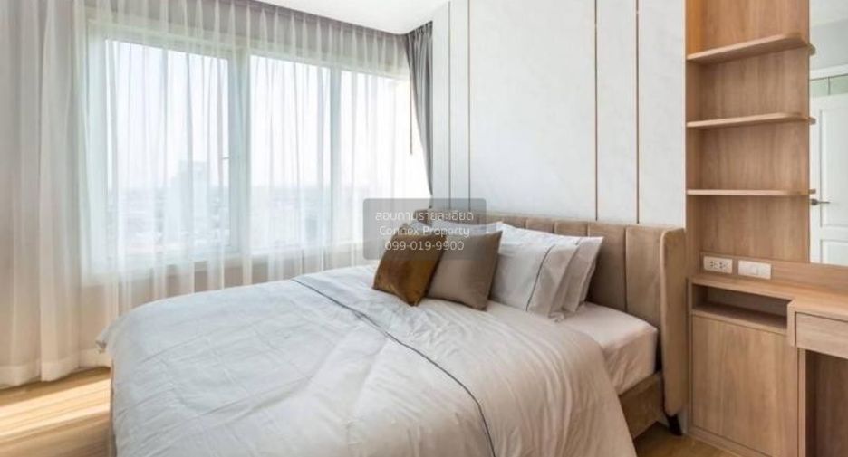 For sale 3 bedrooms condo in Khlong Toei, Bangkok
