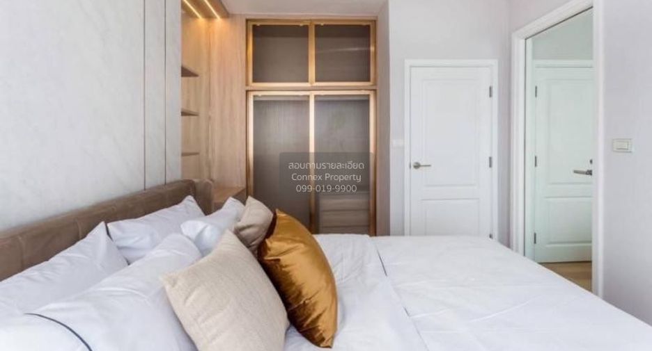 For sale 3 bedrooms condo in Khlong Toei, Bangkok