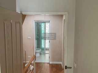 Casa adosada en venta de 3 habitaciones en Phasi Charoen, Bangkok
