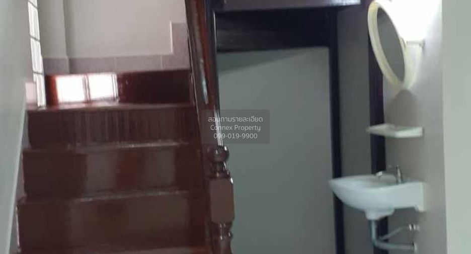 Casa adosada en venta de 2 habitaciones en Nong Khaem, Bangkok