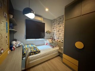 À vendre 3 chambres maison de ville à Krathum Baen, Samut Sakhon