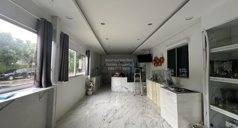 For sale 3 ベッドルーム townhouse in Krathum Baen, Samut Sakhon