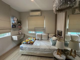 À vendre 3 chambres maison de ville à Krathum Baen, Samut Sakhon