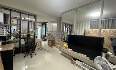 For sale 3 ベッドルーム townhouse in Krathum Baen, Samut Sakhon