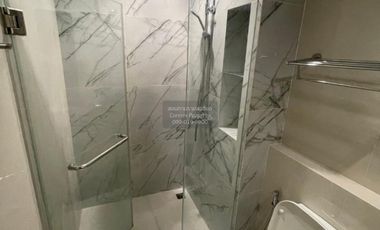 Продажа 1 кровать кондо в Хуаи Кхщанг, Бангкок