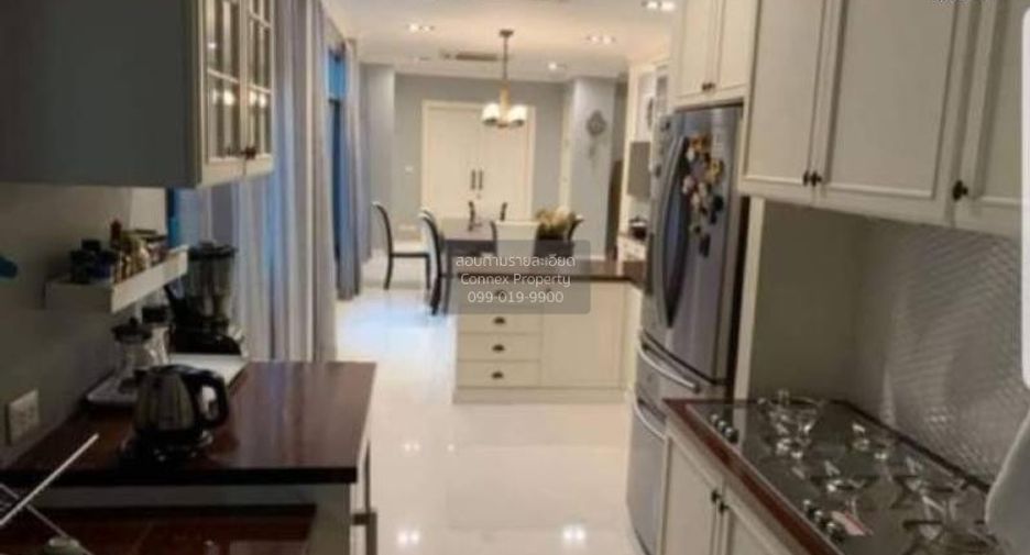 For sale 4 bedrooms house in Mueang Nonthaburi, Nonthaburi