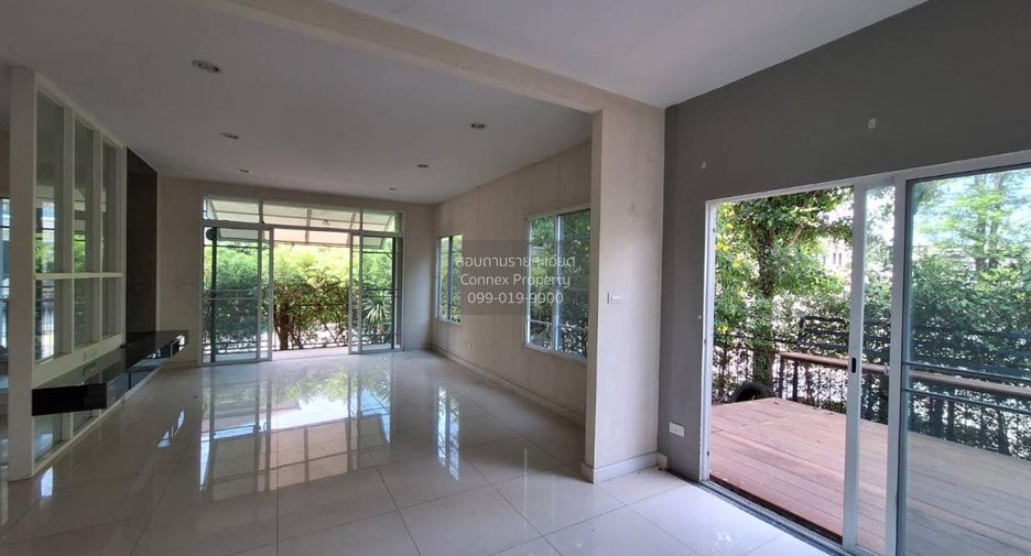For sale 4 bedrooms house in Krathum Baen, Samut Sakhon