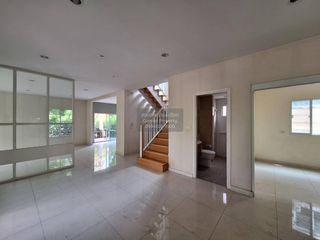 For sale 4 bedrooms house in Krathum Baen, Samut Sakhon
